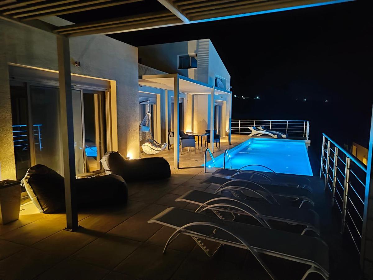 Olive And Aloe Villas Nomikianá Eksteriør bilde