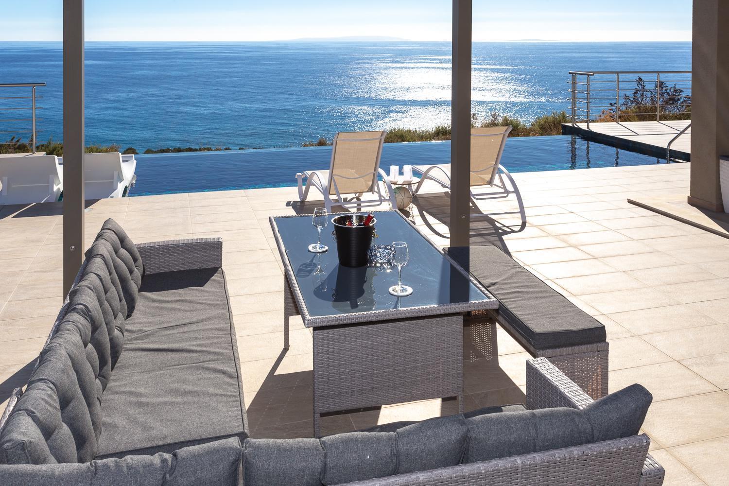 Olive And Aloe Villas Nomikianá Eksteriør bilde