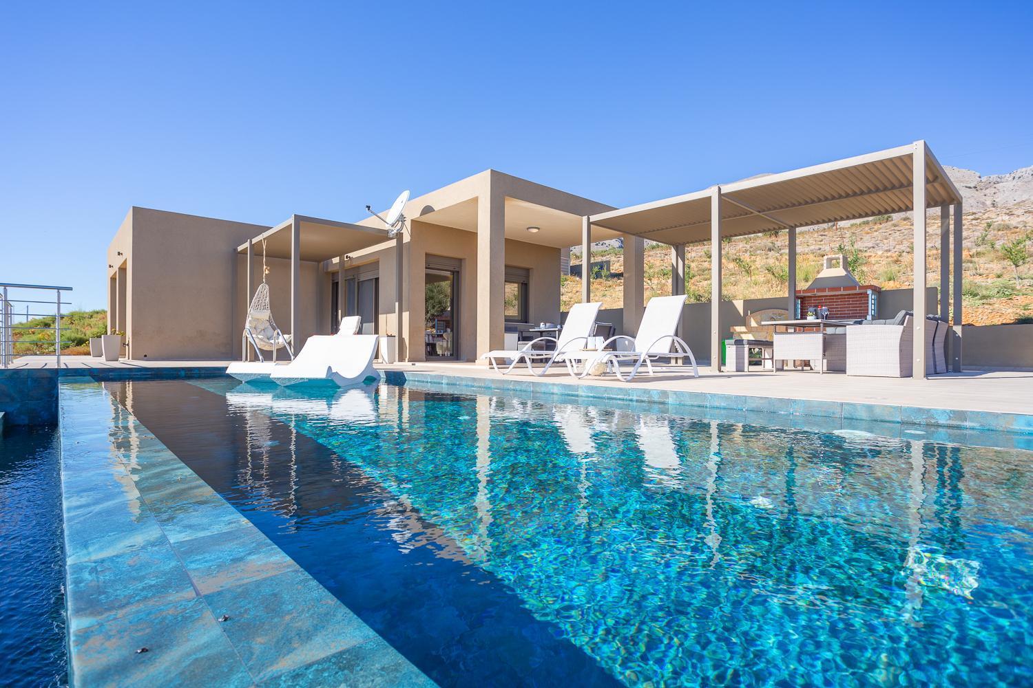 Olive And Aloe Villas Nomikianá Eksteriør bilde